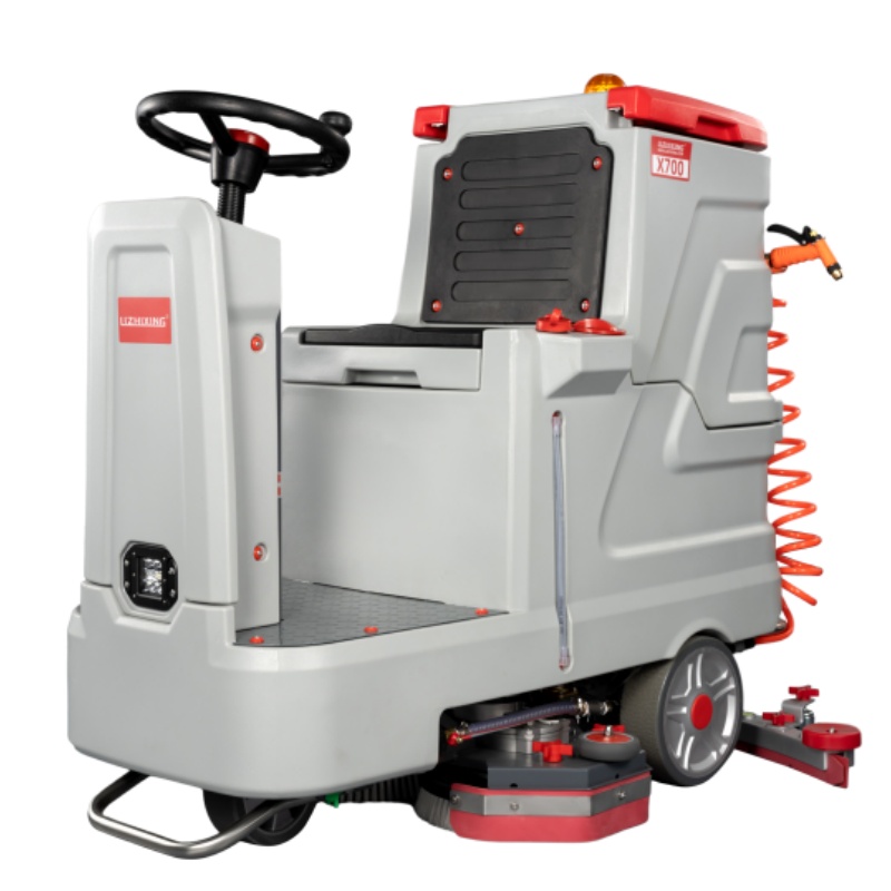 金昌坦洁全自动驾驶式洗地机X700